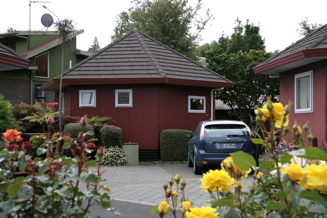 Aaron Lodge Holiday Park Dunedin Eksteriør billede
